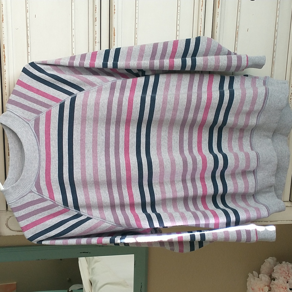 American Eagle sweatshirt, XS, runs large, gray, purple, navy stripe, no flaws